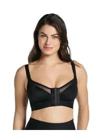 חזייה לאחר ניתוח עם ריפוד קל וסגירה קדמית