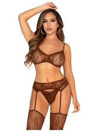 חזייה , חוטיני וגרבי ביריות תואמים