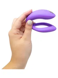 ויברטור זוגי אינטימי עם שלט ואפליקציה | Sync O | WE VIBE