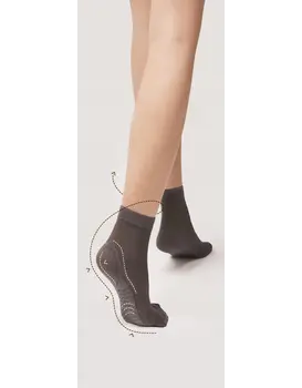 הודות לטכנולוגיית Silver Fresh, העור נשאר יבש ורענן, מה שמונע גדילה של חיידקים ופטריות.