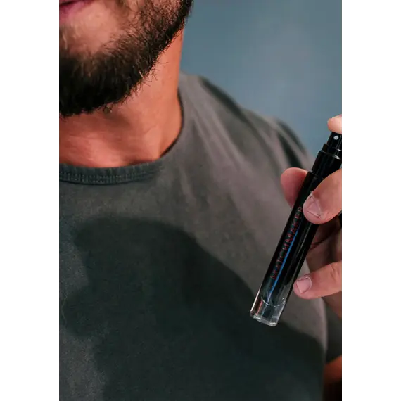 בושם לאישה בעל פירומונים לפיתוי גברים | BLACK MATCHMAKER 10ml, EYE OF LOVE, 2 image